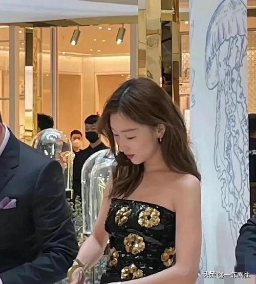 娱乐圈近期吃瓜的明星,揭秘明星们的甜蜜与苦涩